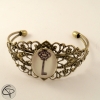 Bracelet manchette femme clé