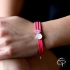 Bracelet rose fuchsia prénom famille